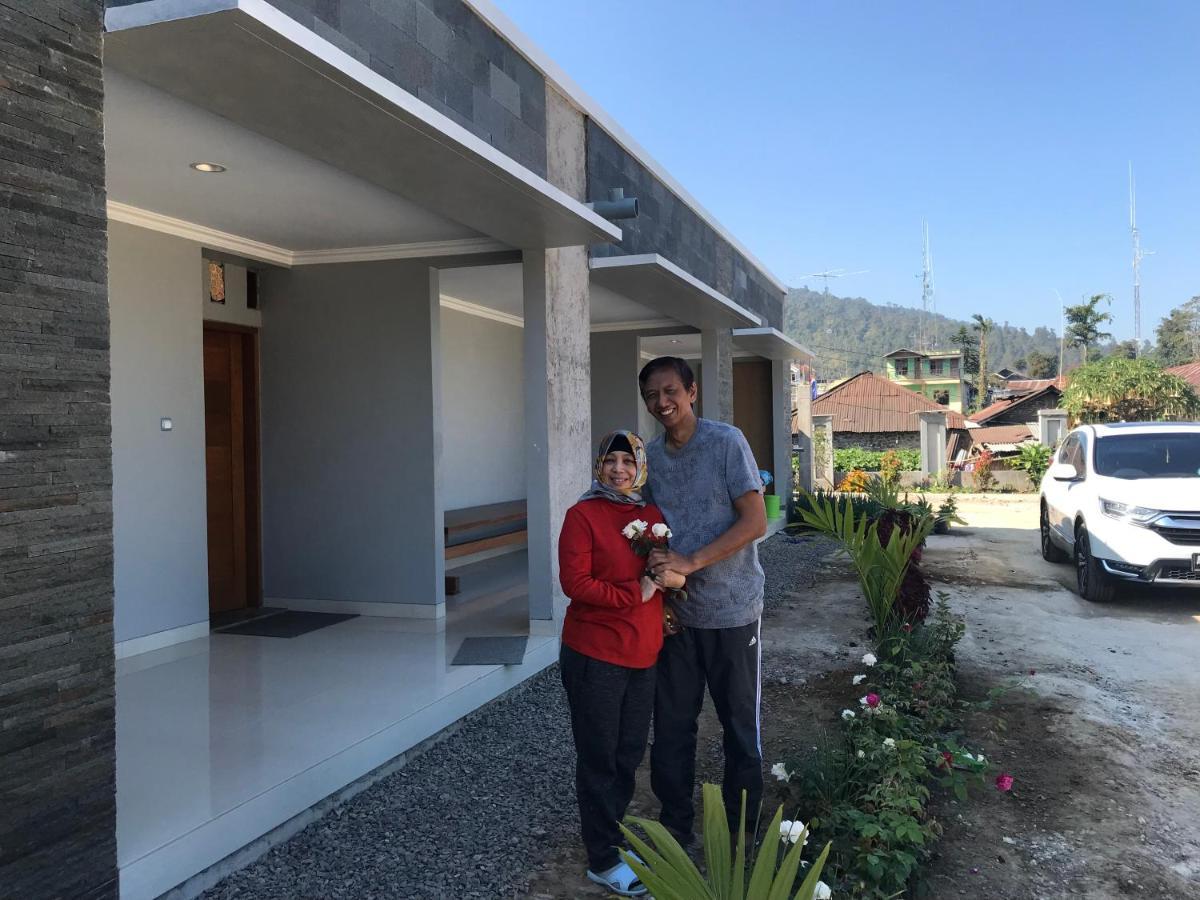 De Villa Cetho Karanganyar  Εξωτερικό φωτογραφία