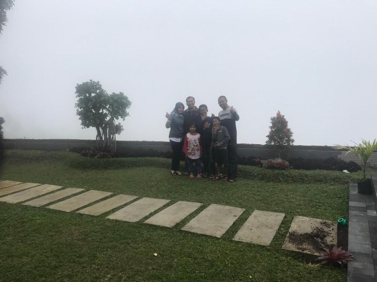 De Villa Cetho Karanganyar  Εξωτερικό φωτογραφία
