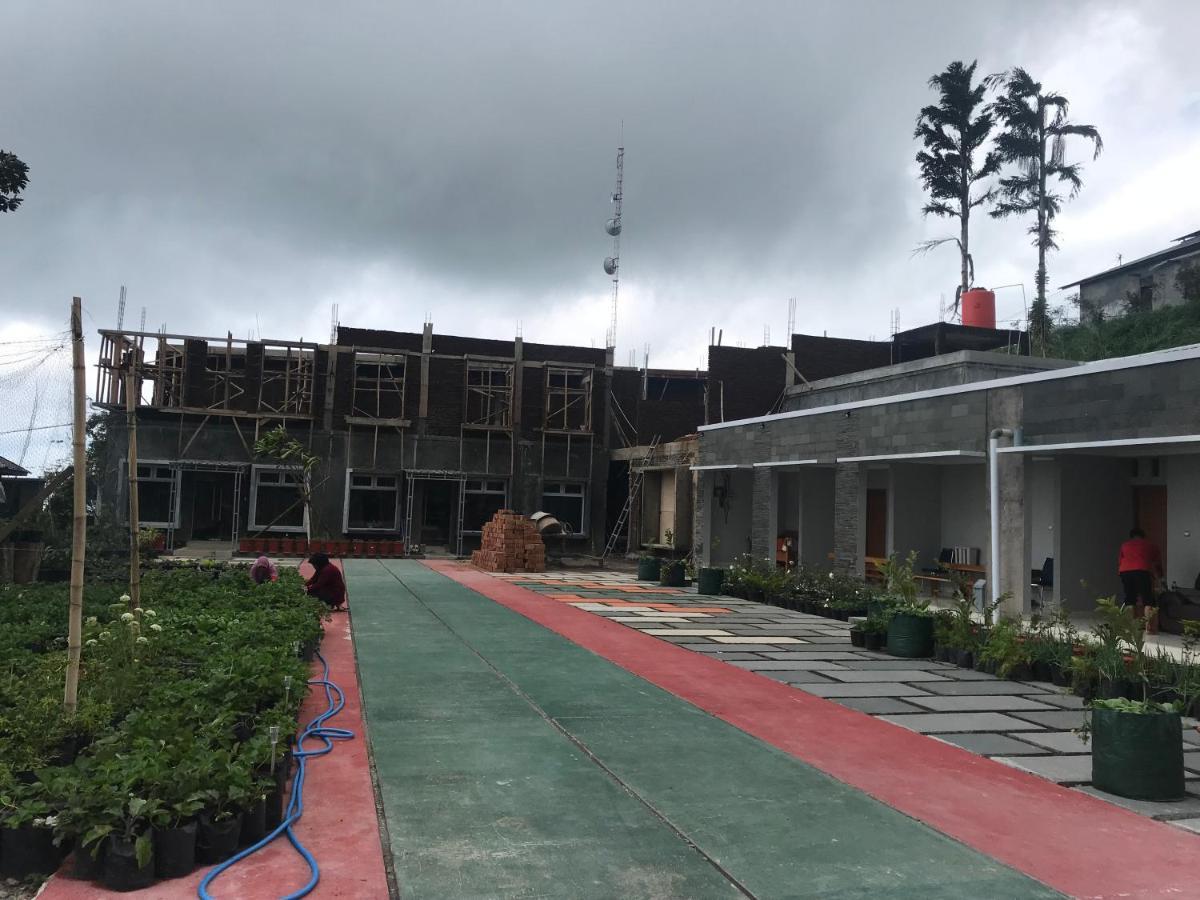 De Villa Cetho Karanganyar  Εξωτερικό φωτογραφία