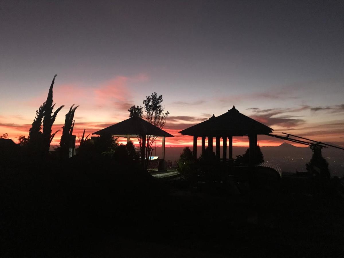 De Villa Cetho Karanganyar  Εξωτερικό φωτογραφία