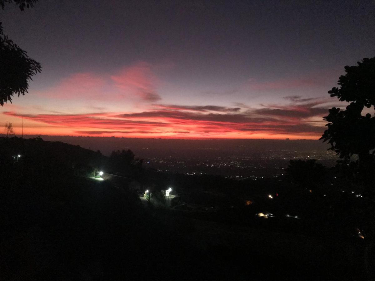De Villa Cetho Karanganyar  Εξωτερικό φωτογραφία